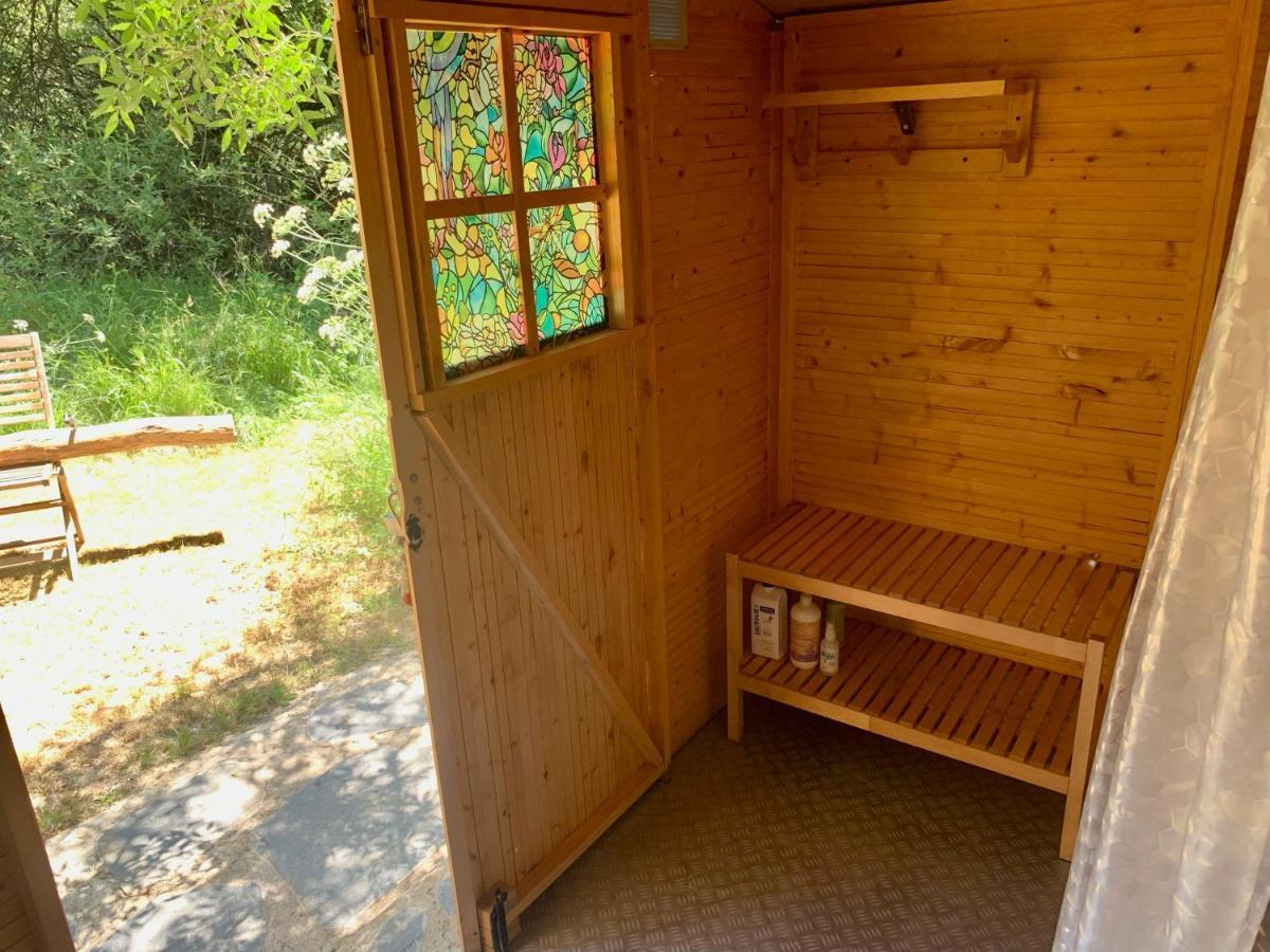 Вилла La Yurta De Gaia Сан-Лоренсо-де-Эль-Эскориаль Экстерьер фото