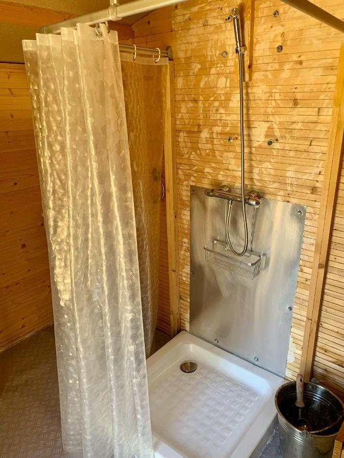 Вилла La Yurta De Gaia Сан-Лоренсо-де-Эль-Эскориаль Экстерьер фото